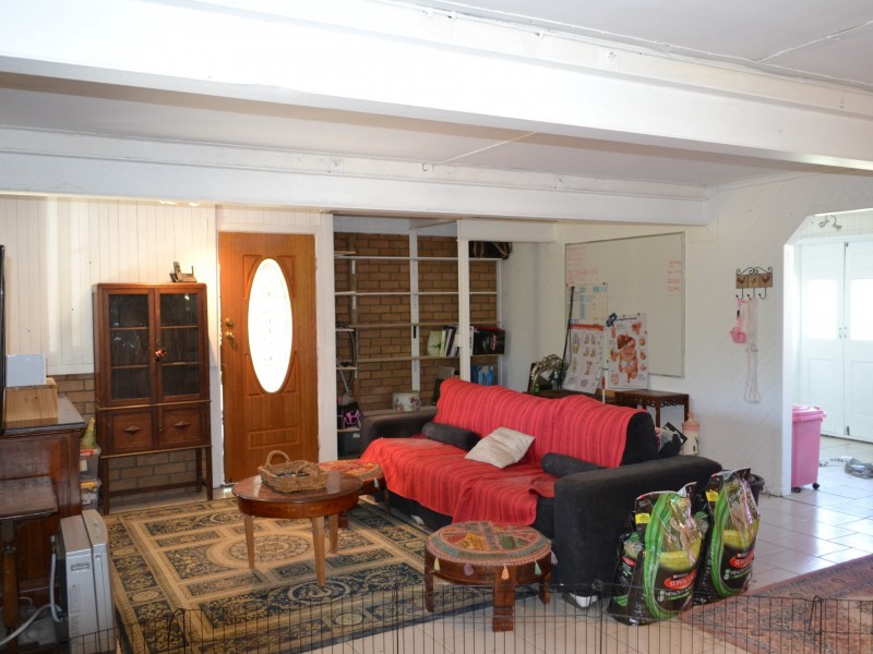12 Hedges Court, Laidley Heights QLD 4341