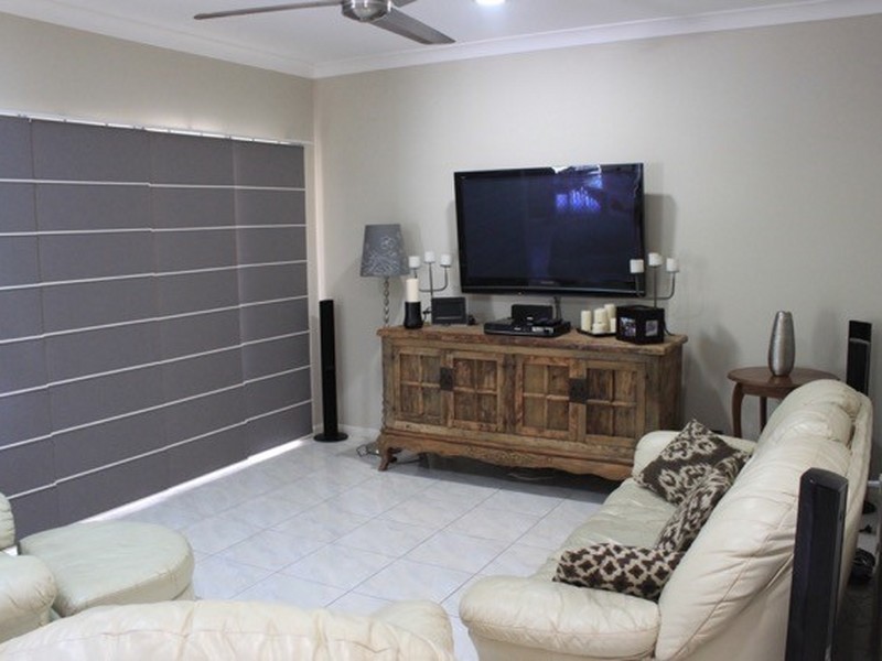 4 Riley Court, Kensington Grove QLD 4341