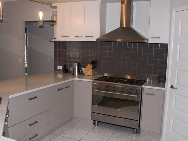 4 Riley Court, Kensington Grove QLD 4341