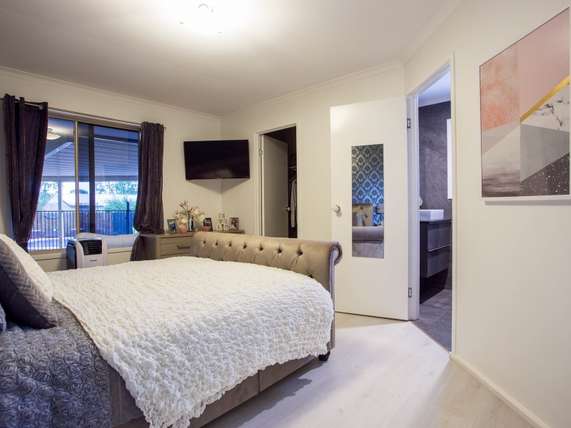 37 Walnut Drive, Brightview QLD 4311