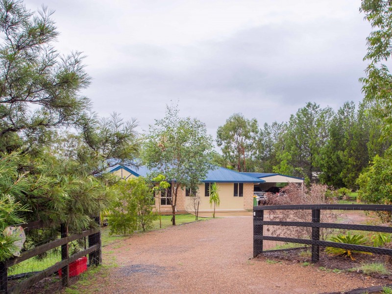 37 Walnut Drive, Brightview QLD 4311