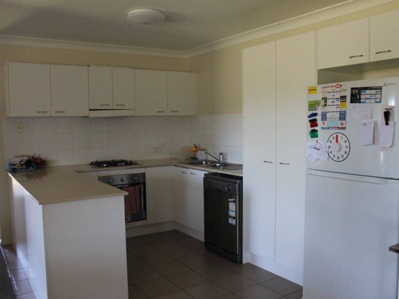 17 Bottlebrush Place, Laidley QLD 4341