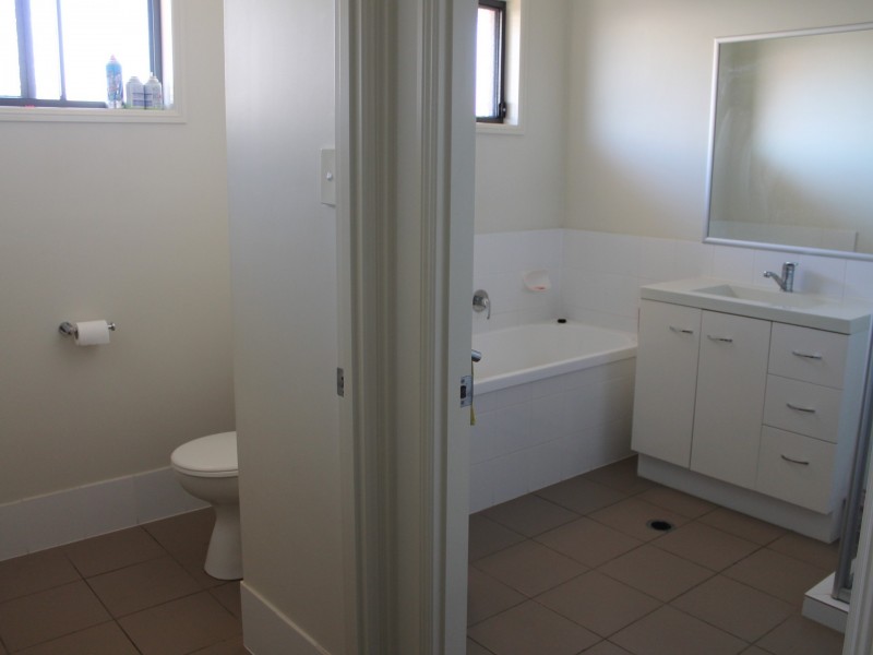 17 Bottlebrush Place, Laidley QLD 4341