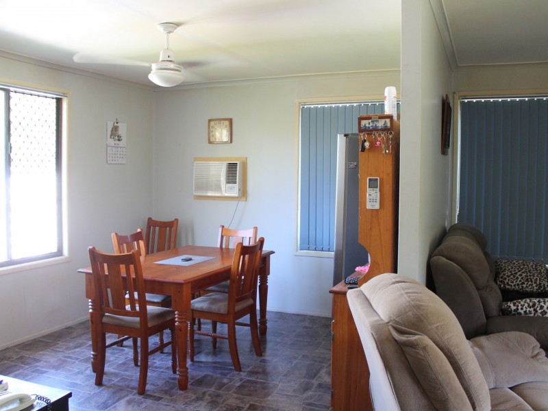 13 Australia II Drive, Kensington Grove QLD 4341