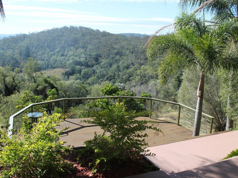 21 Anthony Court, Summerholm QLD 4341