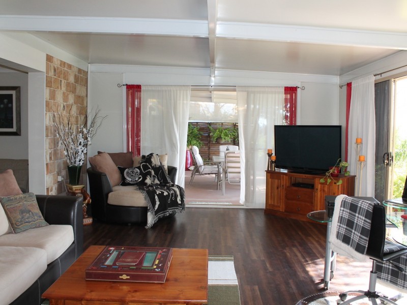 21 Anthony Court, Summerholm QLD 4341
