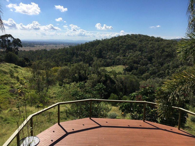 21 Anthony Court, Summerholm QLD 4341