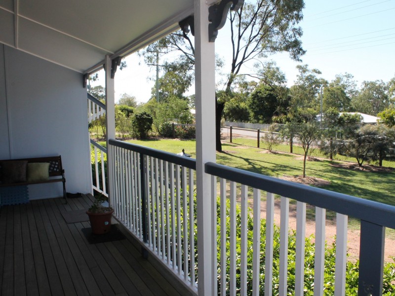 37 Australia II Drive, Kensington Grove QLD 4341