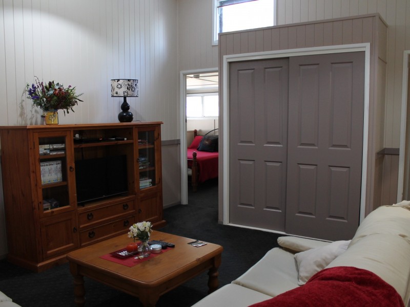 37 Australia II Drive, Kensington Grove QLD 4341