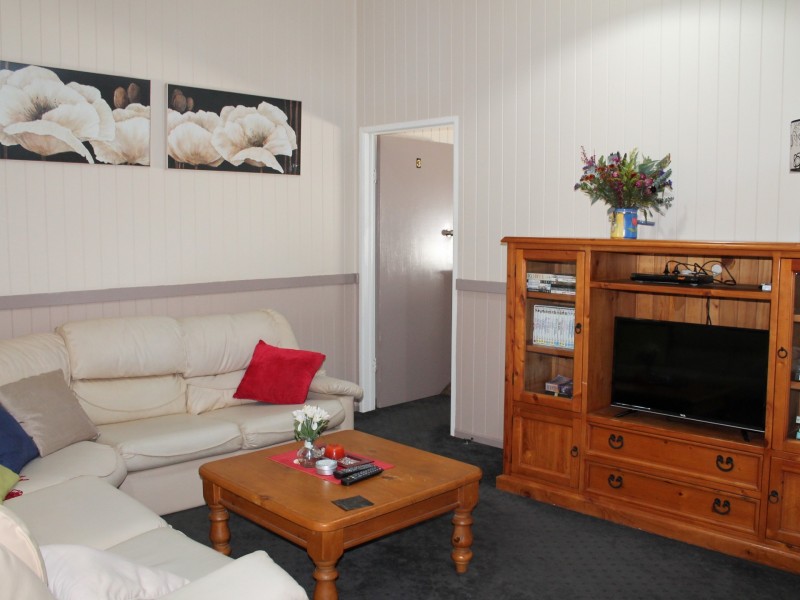 37 Australia II Drive, Kensington Grove QLD 4341