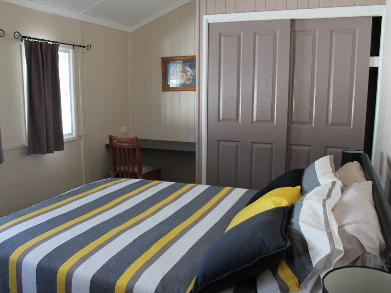 37 Australia II Drive, Kensington Grove QLD 4341
