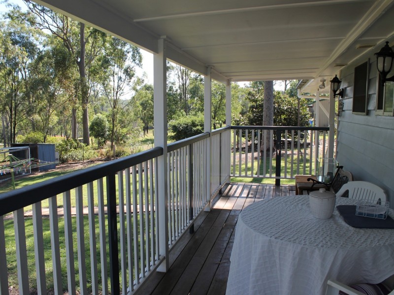 37 Australia II Drive, Kensington Grove QLD 4341