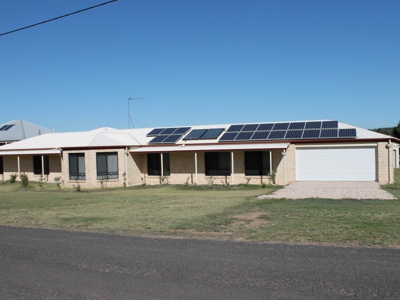 34 Caleys Court, Lockrose QLD 4342