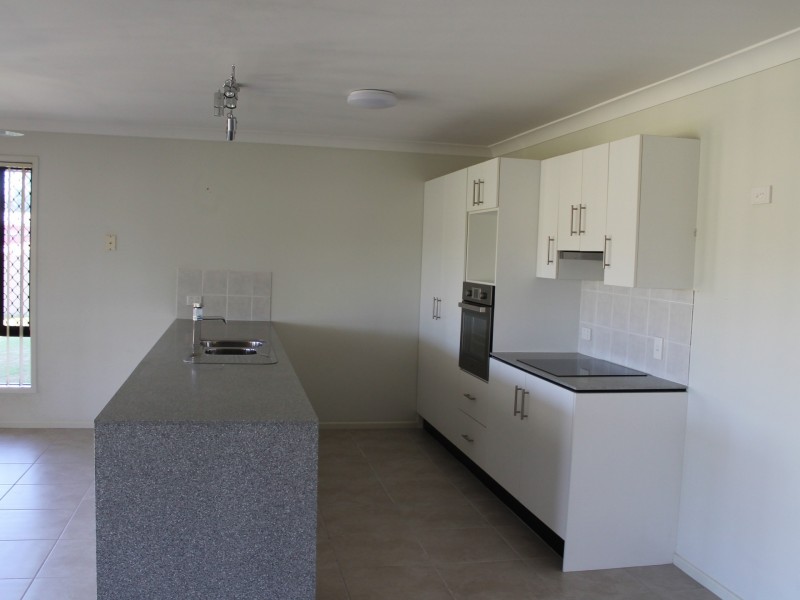 34 Caleys Court, Lockrose QLD 4342