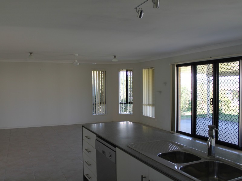 34 Caleys Court, Lockrose QLD 4342