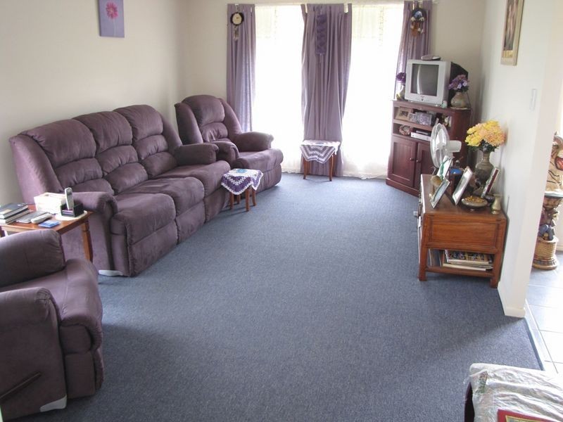 8 Lowien Close, Kensington Grove QLD 4341