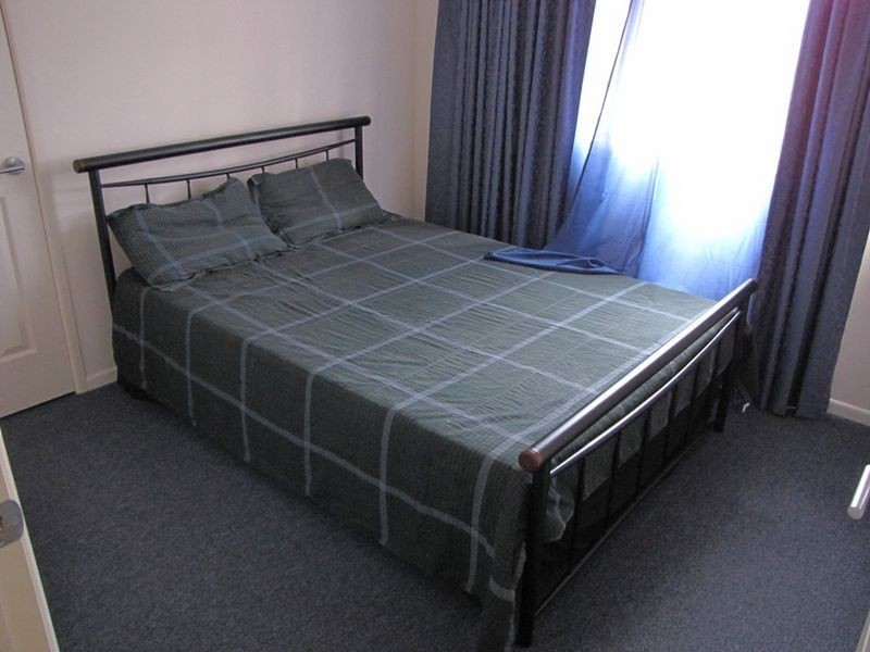 8 Lowien Close, Kensington Grove QLD 4341