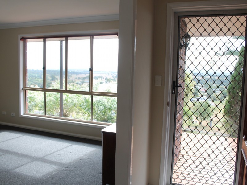 3 Sassafras Court, Plainland QLD 4341