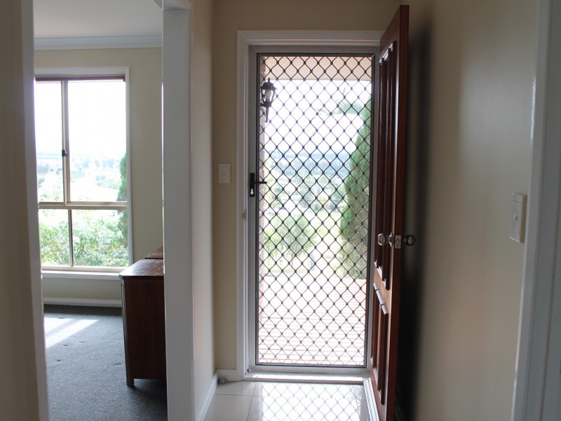 3 Sassafras Court, Plainland QLD 4341