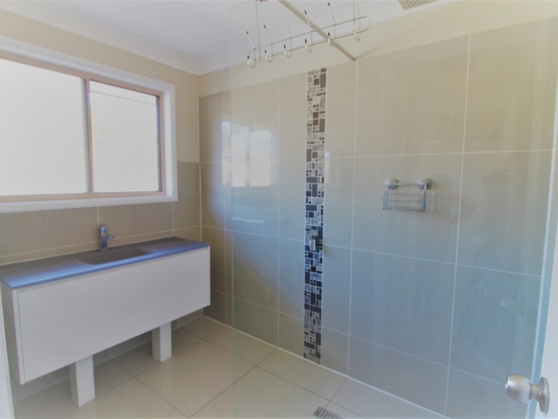 3 Sassafras Court, Plainland QLD 4341