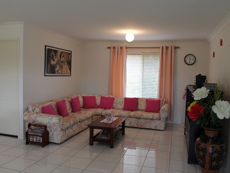 56 Fairway Drive, Kensington Grove QLD 4341