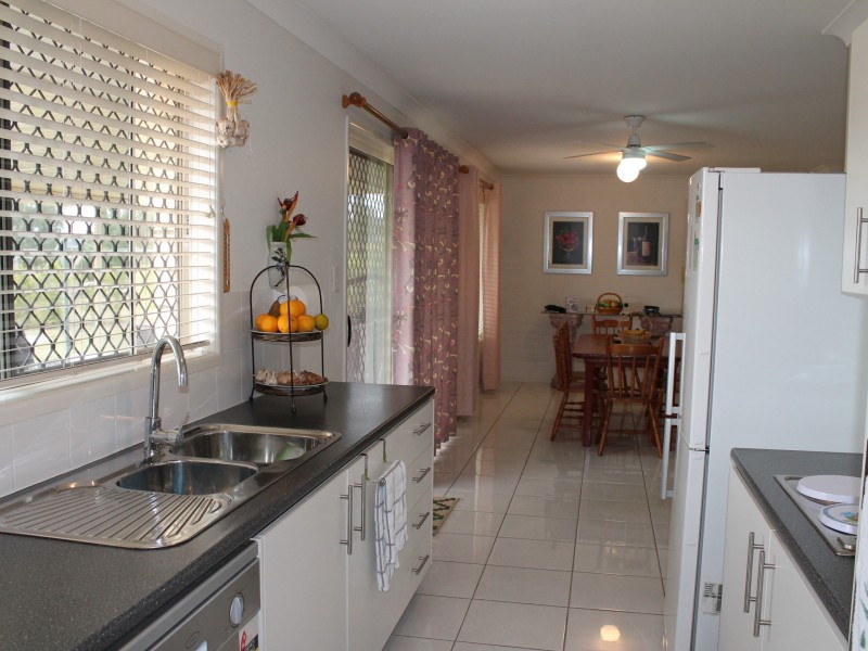 56 Fairway Drive, Kensington Grove QLD 4341