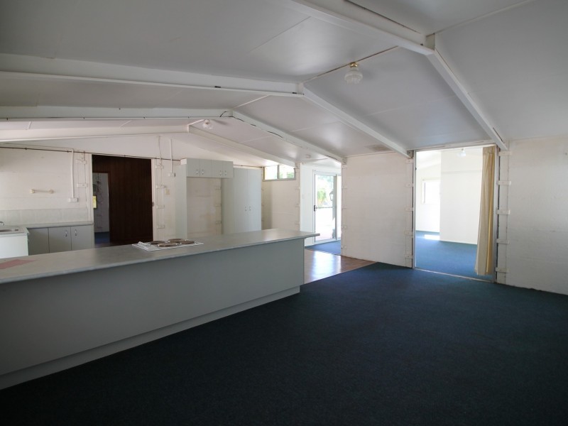 1 Lyrebird Road, Regency Downs QLD 4341