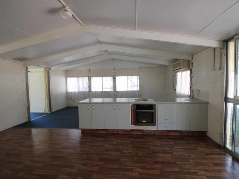 1 Lyrebird Road, Regency Downs QLD 4341