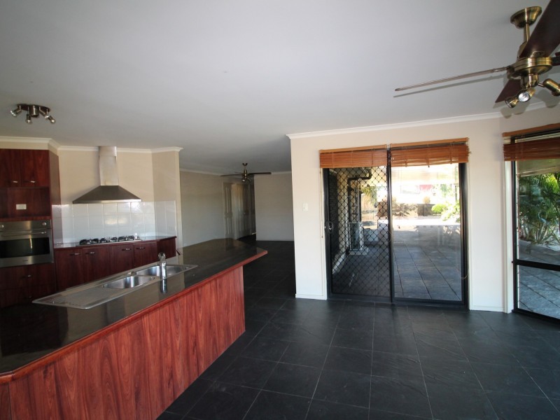 48 Fairway Drive, Kensington Grove QLD 4341