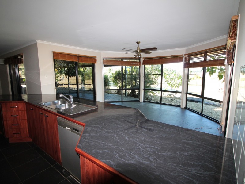 48 Fairway Drive, Kensington Grove QLD 4341