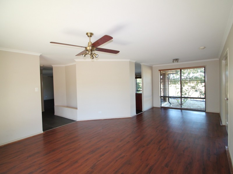48 Fairway Drive, Kensington Grove QLD 4341