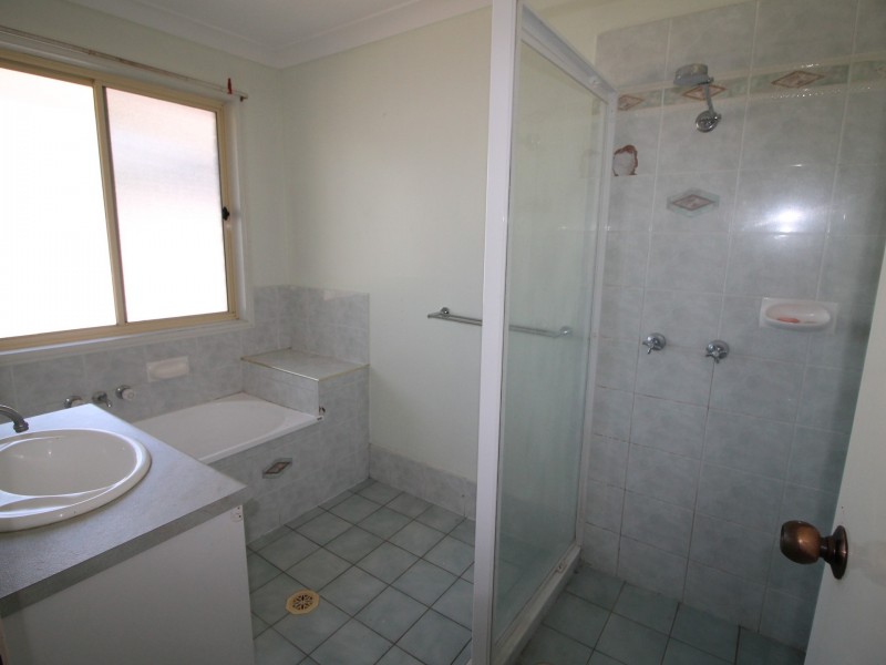 2 Coot Place, Laidley Heights QLD 4341