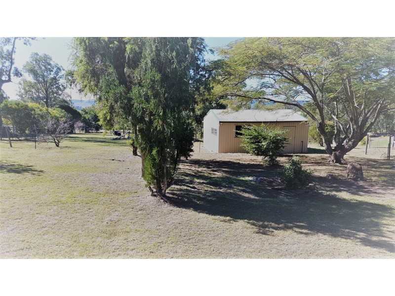2 Coot Place, Laidley Heights QLD 4341