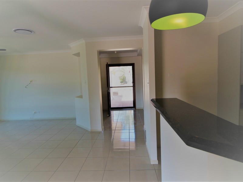 6 Westwood Crescent, Hatton Vale QLD 4341