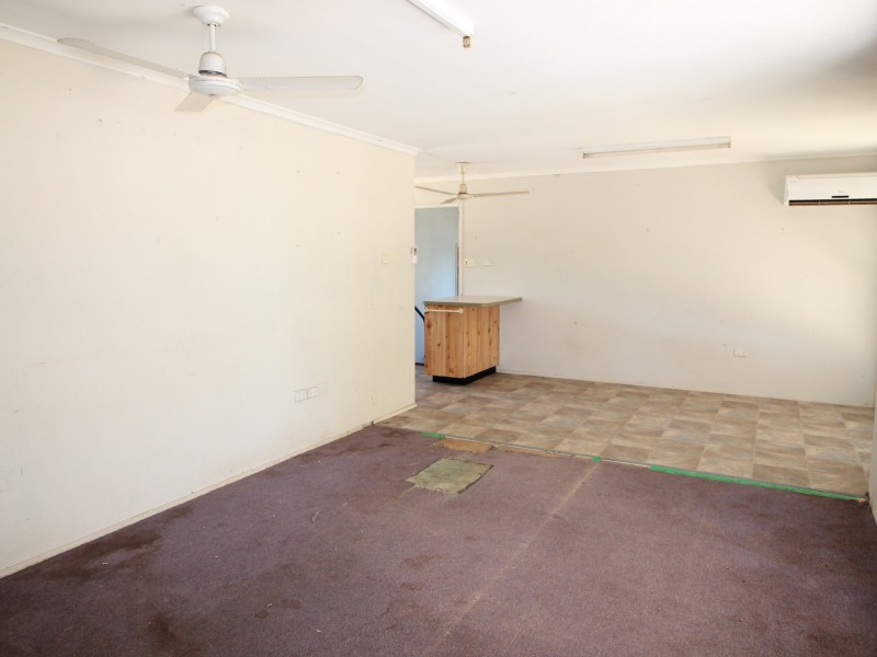 10 Douglas Avenue, Laidley QLD 4341