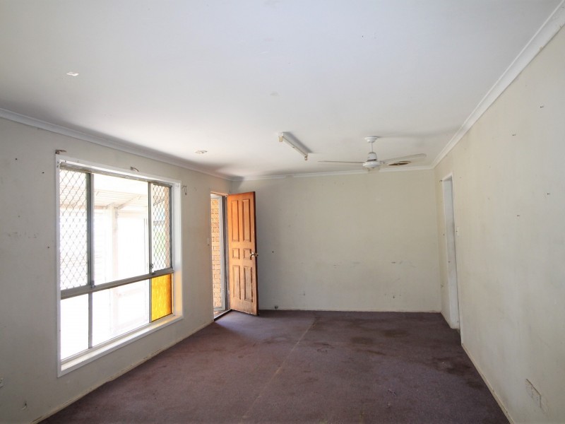 10 Douglas Avenue, Laidley QLD 4341