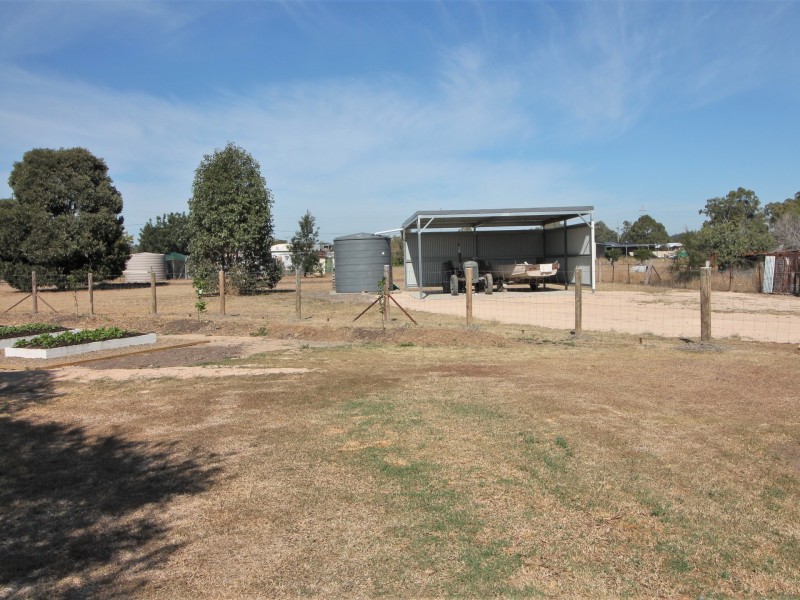 3 Johnson Drive, Lockrose QLD 4342