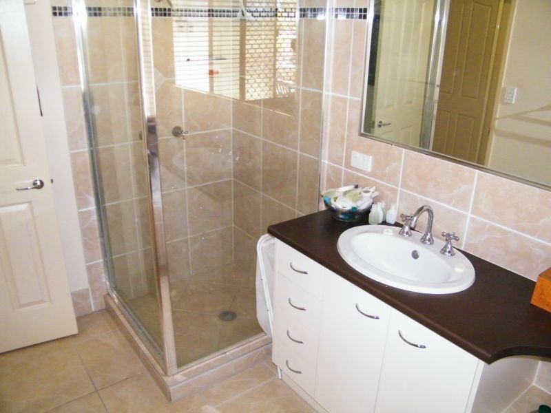 41 Stephenson Crescent, Kensington Grove QLD 4341