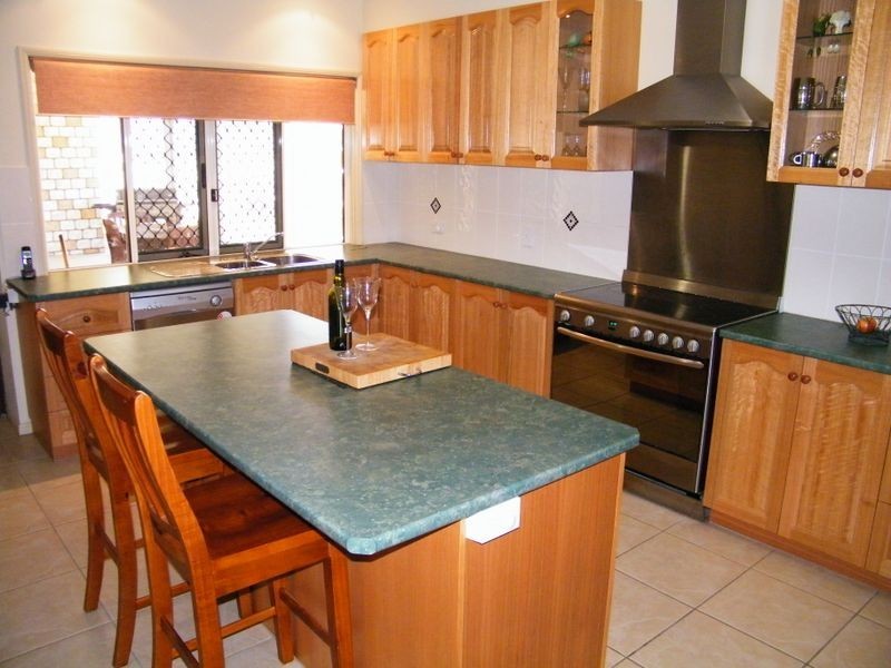 41 Stephenson Crescent, Kensington Grove QLD 4341