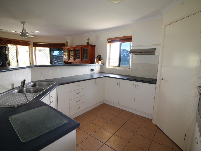 18 Sandalwood Drive, Brightview QLD 4311