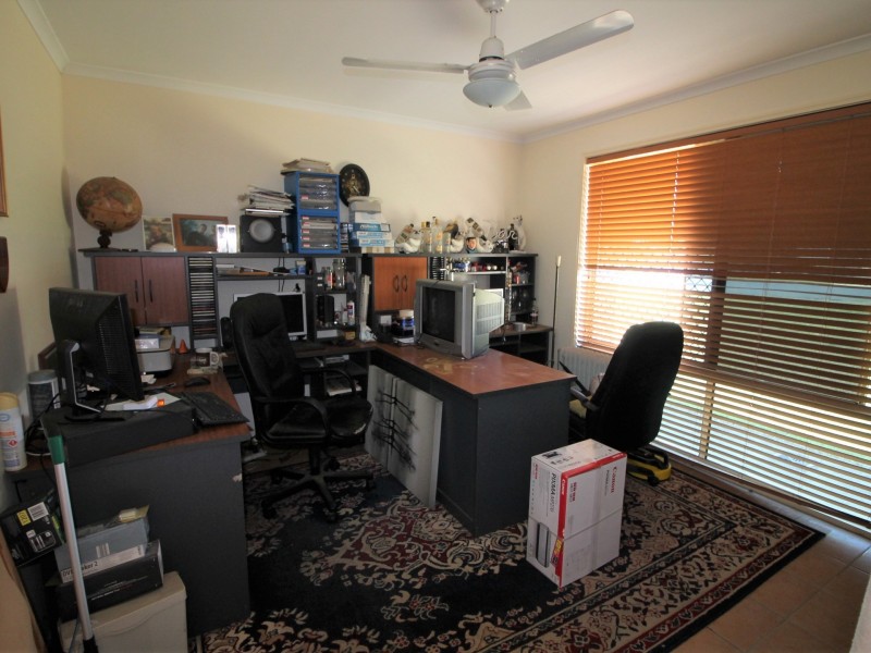 18 Sandalwood Drive, Brightview QLD 4311