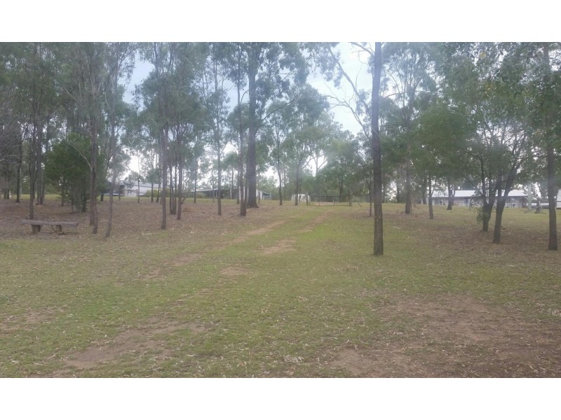 12 LEXCEN COURT, Kensington Grove QLD 4341