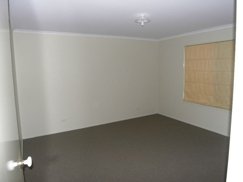 8 Quail Court, Plainland QLD 4341