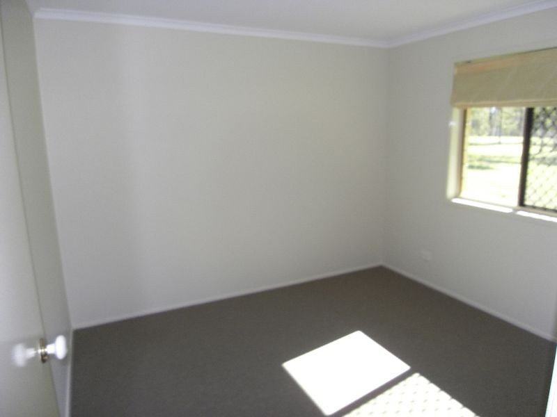 8 Quail Court, Plainland QLD 4341
