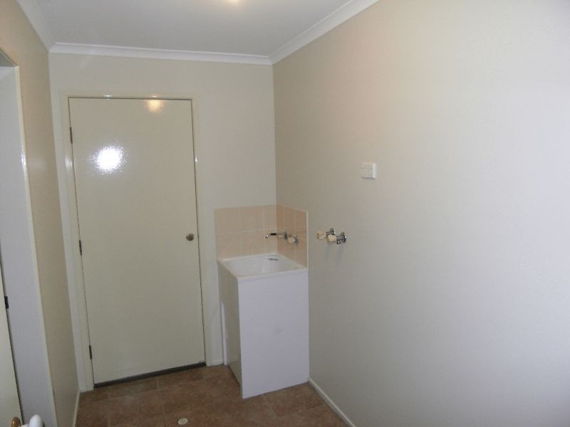 8 Quail Court, Plainland QLD 4341