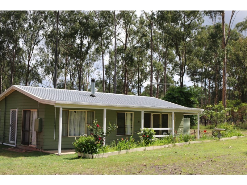 10 Richwood Court, Kensington Grove QLD 4341