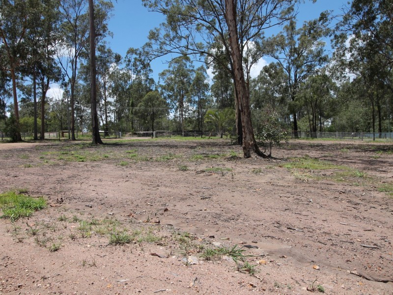 8 Joyce Road, Plainland QLD 4341