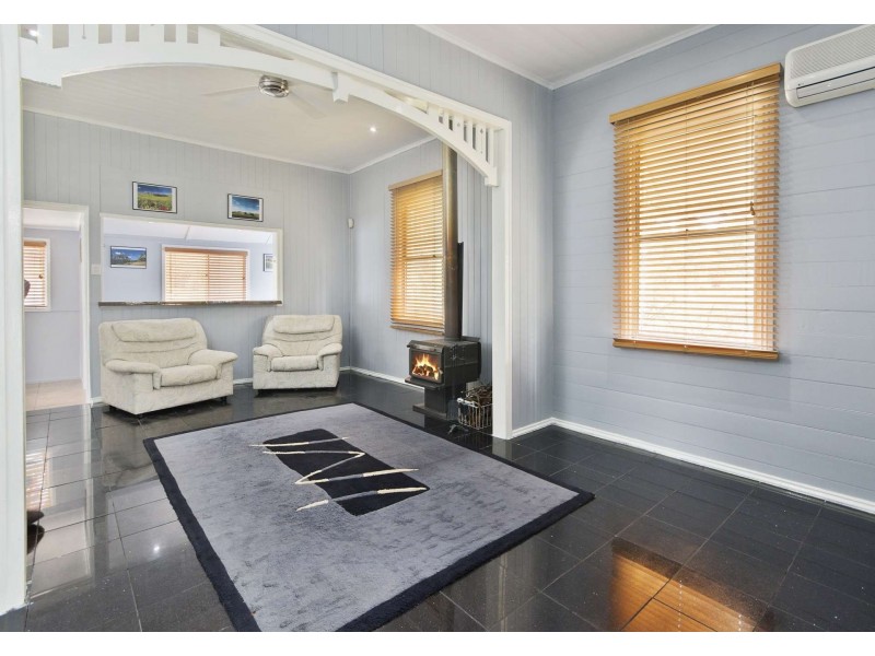29 School St, Marburg QLD 4346