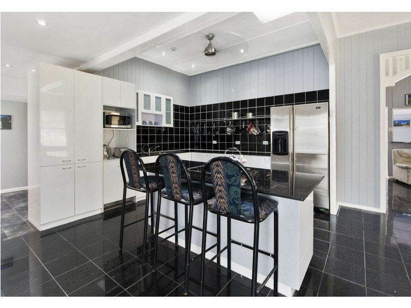 29 School St, Marburg QLD 4346