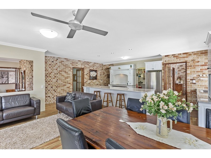 587 Gatton-Esk Rd, Adare QLD 4343